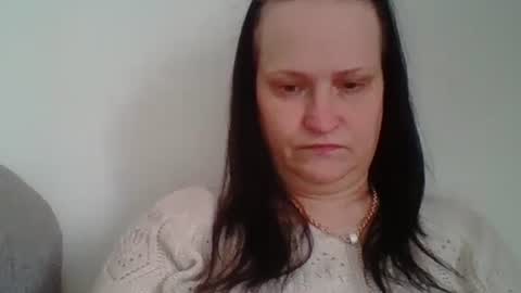 Melisa online show from 2, 2, 2025