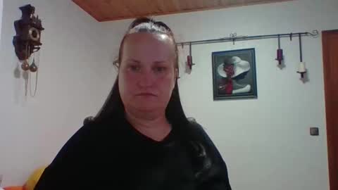 Melisa online show from 15, 9, 2025