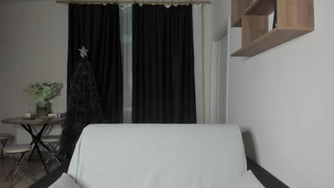 MARKPVT IS OPEN online show from 18, 12, 2024