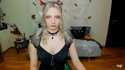 Snapshot of _sweet_addiction_ chatting on 1, 11, 2025 Marie online show from 1, 11, 2025
