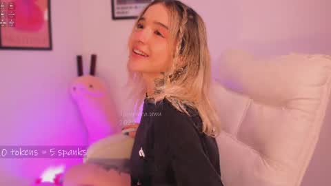 Snapshot of _tammarra_ chatting on 2, 5, 2026 _tammarra_ online show from 2, 5, 2026