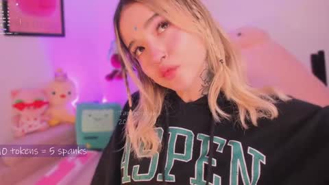 Snapshot of _tammarra_ chatting on 29, 5, 2026 _tammarra_ online show from 29, 5, 2026