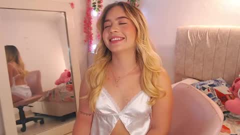 _tiffany1 online show from 13, 4, 2026