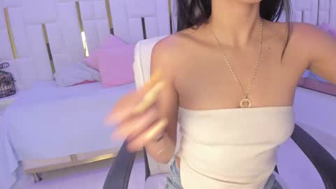 Snapshot of _tinyrousse_ chatting on 29, 9, 2025 Rousse online show from 29, 9, 2025