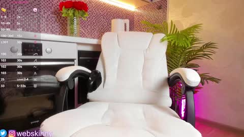 Julia online show from 31, 1, 2025