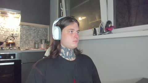 Snapshot of _torfin_ chatting on 8, 3, 2025 _torfin_ online show from 8, 3, 2025