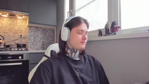 Snapshot of _torfin_ chatting on 10, 3, 2025 _torfin_ online show from 10, 3, 2025