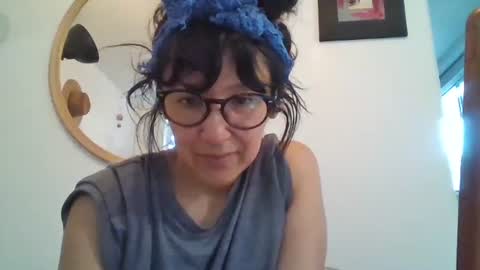 _tutti_frutti_ online show from 1, 3, 2026