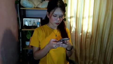 _urpetitegirl online show from 12, 6, 2026