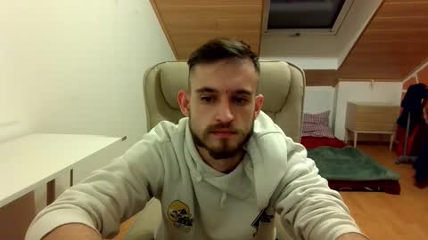 Snapshot of _v_l_a_d_ chatting on 31, 1, 2025 Vlad online show from 31, 1, 2025