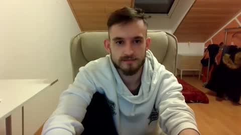 Snapshot of _v_l_a_d_ chatting on 3, 2, 2025 Vlad online show from 3, 2, 2025