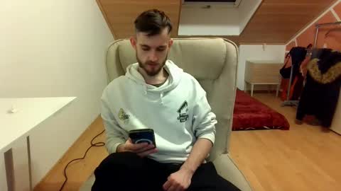 Snapshot of _v_l_a_d_ chatting on 3, 2, 2025 Vlad online show from 3, 2, 2025