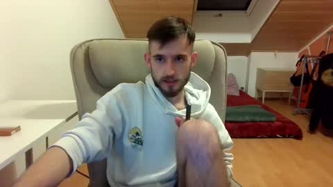 Snapshot of _v_l_a_d_ chatting on 4, 2, 2025 Vlad online show from 4, 2, 2025