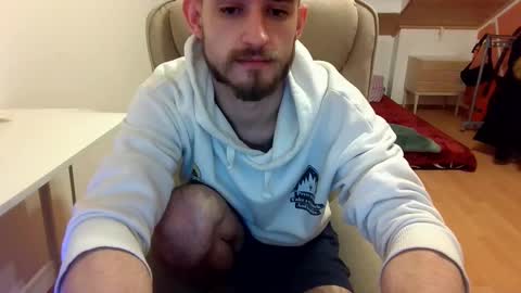 Snapshot of _v_l_a_d_ chatting on 4, 2, 2025 Vlad online show from 4, 2, 2025