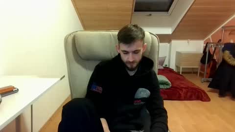 Snapshot of _v_l_a_d_ chatting on 11, 2, 2025 Vlad online show from 11, 2, 2025