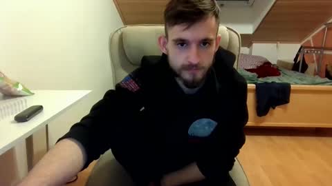 Snapshot of _v_l_a_d_ chatting on 14, 2, 2025 Vlad online show from 14, 2, 2025