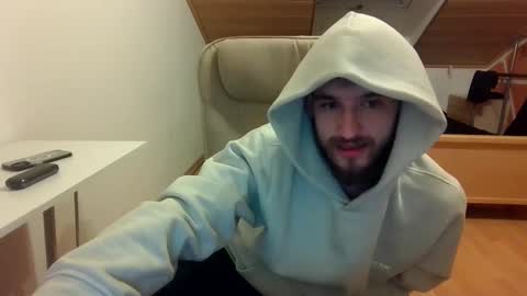 Snapshot of _v_l_a_d_ chatting on 4, 3, 2025 Vlad online show from 4, 3, 2025