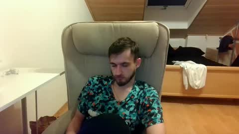 Snapshot of _v_l_a_d_ chatting on 10, 3, 2025 Vlad online show from 10, 3, 2025