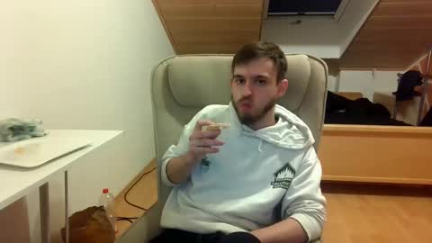 Snapshot of _v_l_a_d_ chatting on 10, 3, 2025 Vlad online show from 10, 3, 2025