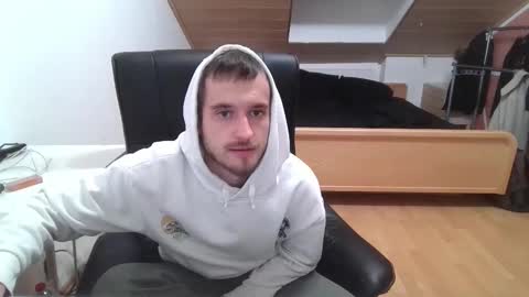 Snapshot of _v_l_a_d_ chatting on 16, 10, 2025 Vlad online show from 16, 10, 2025