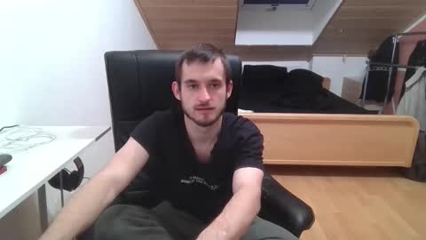 Snapshot of _v_l_a_d_ chatting on 17, 10, 2025 Vlad online show from 17, 10, 2025