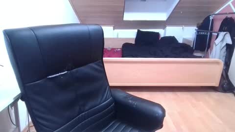 Snapshot of _v_l_a_d_ chatting on 1, 11, 2025 Vlad online show from 1, 11, 2025