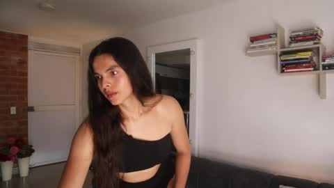 Snapshot of _vahos chatting on 26, 5, 2026 Anastasia Vahos online show from 26, 5, 2026
