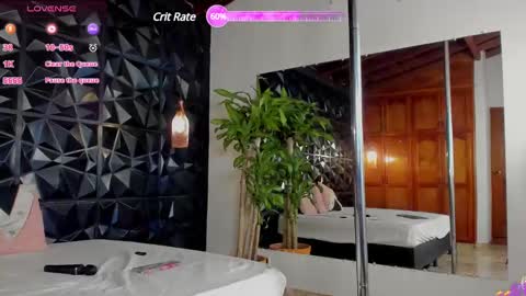 Snapshot of _valentina_69 chatting on 5, 2, 2025 _valentina_69 online show from 5, 2, 2025