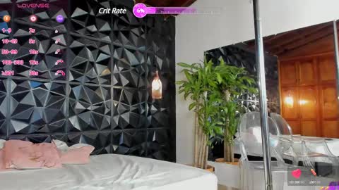 Snapshot of _valentina_69 chatting on 7, 2, 2025 _valentina_69 online show from 7, 2, 2025