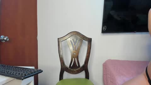 Snapshot of _valentina_69 chatting on 29, 5, 2026 _valentina_69 online show from 29, 5, 2026