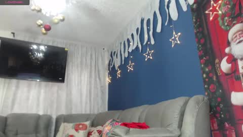 Snapshot of _veronica_tits chatting on 7, 12, 2024 Veronica online show from 7, 12, 2024