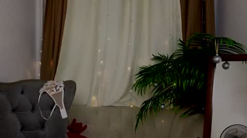 Violet online show from 12, 1, 2025