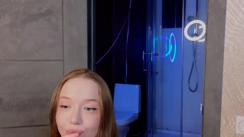 Violet online show from 5, 2, 2025