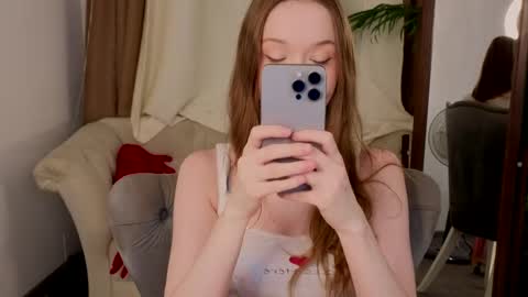 Violet online show from 6, 3, 2025