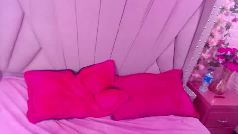 _violeta_18 online show from 5, 3, 2025