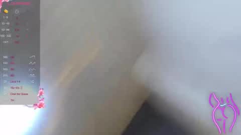 Snapshot of _wendy_b chatting on 10, 10, 2025  wendy  online show from 10, 10, 2025
