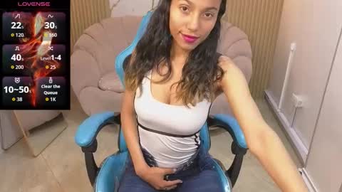 Snapshot of _wendy_b chatting on 25, 11, 2025 wendy online show from 25, 11, 2025