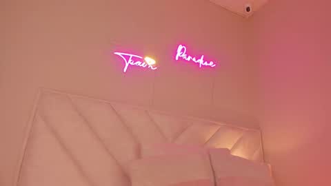 _wendy_x online show from 17, 11, 2025