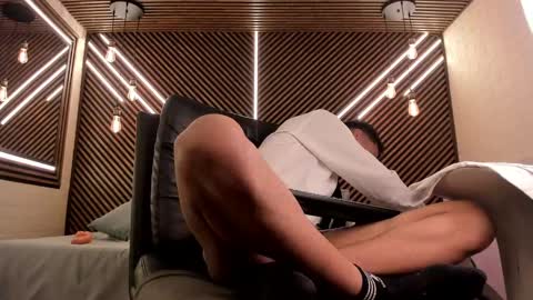  white fox  online show from 12, 2, 2025