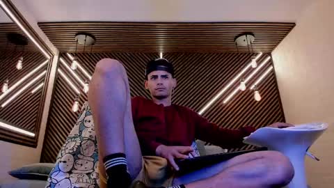  white fox  online show from 10, 3, 2025