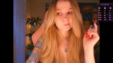 Snapshot of _witch__ chatting on 4, 11, 2025 Enni online show from 4, 11, 2025