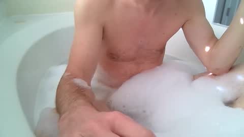 Tom online show from 15, 12, 2025