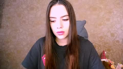 Snapshot of _your_fantasy_girl chatting on 8, 5, 2026 Alisa online show from 8, 5, 2026