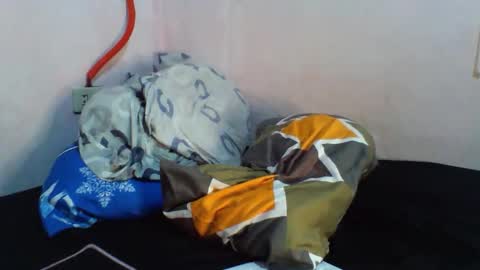 Snapshot of _yourmyonlyb_22 chatting on 27, 12, 2024 cherry online show from 27, 12, 2024