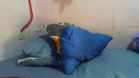 Snapshot of _yourmyonlyb_22 chatting on 18, 1, 2025 cherry online show from 18, 1, 2025