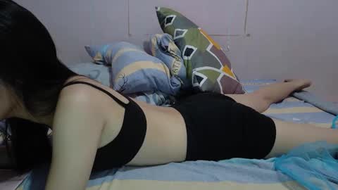 Snapshot of _yourmyonlyb_22 chatting on 1, 10, 2025 cherry online show from 1, 10, 2025