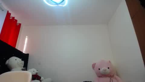 Snapshot of _zoilah chatting on 11, 12, 2024 Zoilah online show from 11, 12, 2024