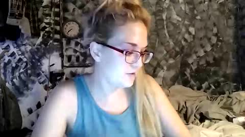 Bree Anna online show from 30, 12, 2024