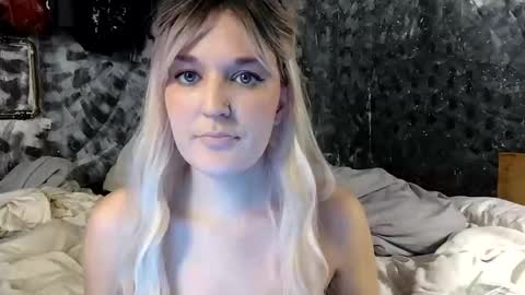 Bree Anna online show from 12, 1, 2025