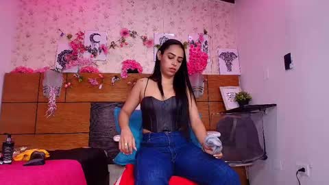 Snapshot of a_aisha chatting on 13, 9, 2025 Aisha online show from 13, 9, 2025